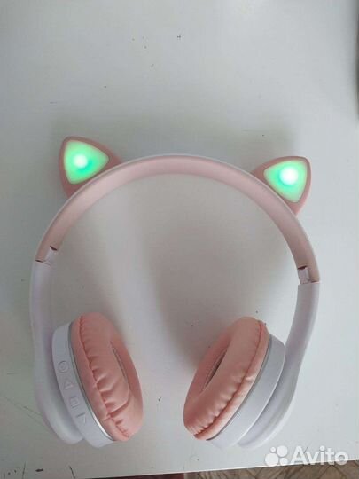 Светящиеся беспроводные наушники с ушками
