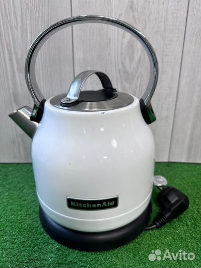Электрический чайник KitchenAid 5KEK1222EWH