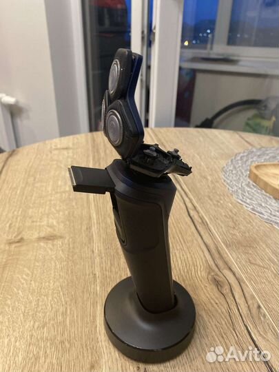 Электробритва Philips Series 5000 SkinIQ S5585/35