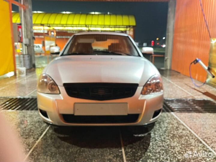 Капот приора