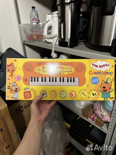 Синтезатор три кота