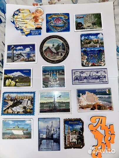 Магниты на холодильник из разных городов