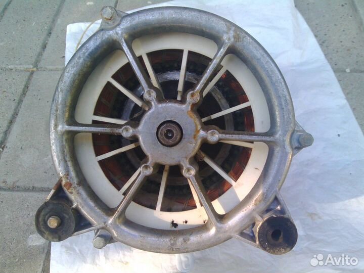 Электродвигатель 220в б\у