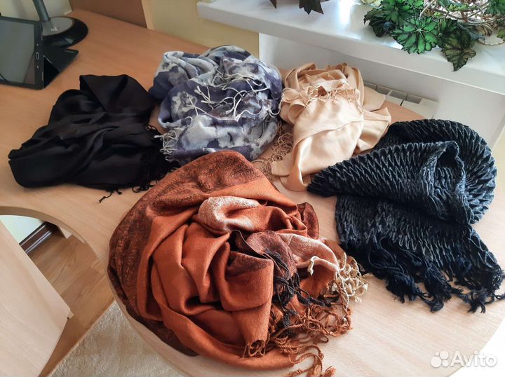 Шарфы и палантины