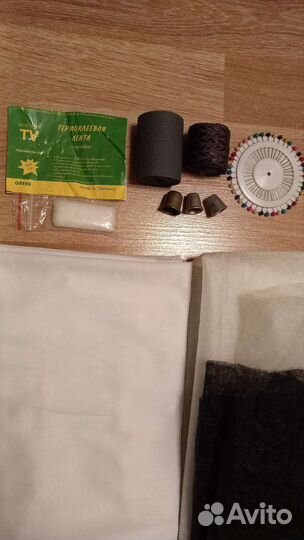 Молнии ьесьма крючки бусины паетки бисер