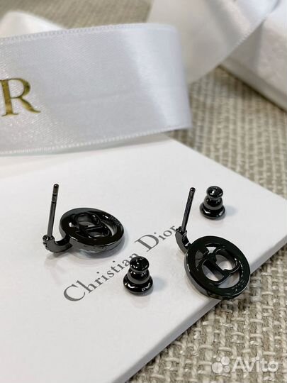 Серьги dior