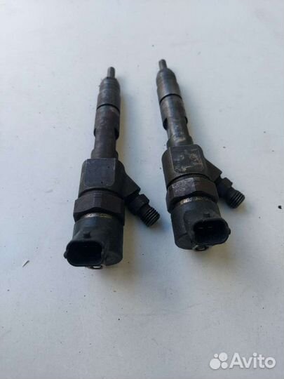 Форсунка Renault Scenic 2 8200100272,0445110110B