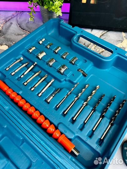 Шуруповерт Makita 18v