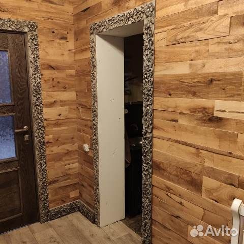 Резные наличники на двери