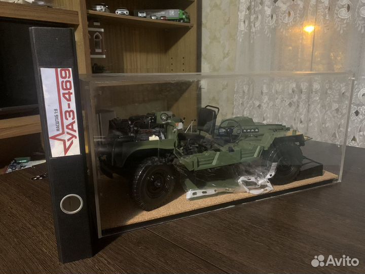 Модель УАЗ 469 1:8 Деагостини