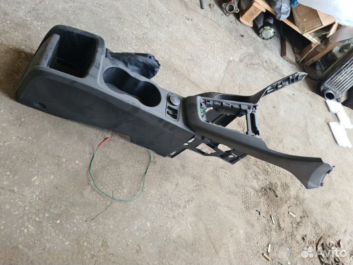Консоль центральная Ford Focus 3 1.6 2013