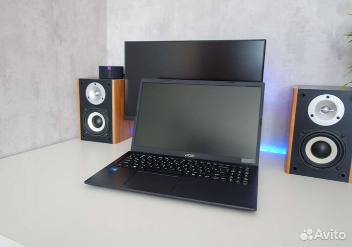 Acer i5-1135g, 12gb ram, iris XE