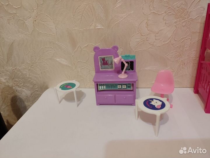 Мебель для кукольного домика и кукол