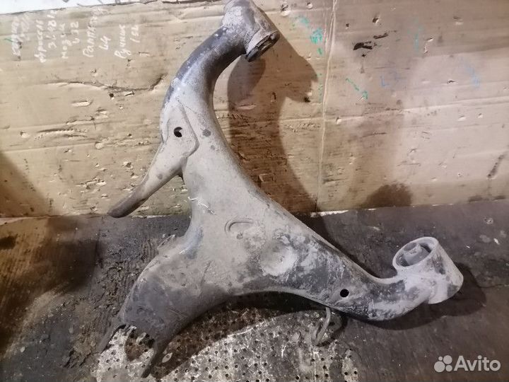 Рычаг задний левый Land Rover Range Rover Sport