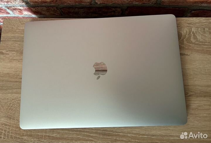 MacBook Pro 15 2017 Core i7 SSD512Gb