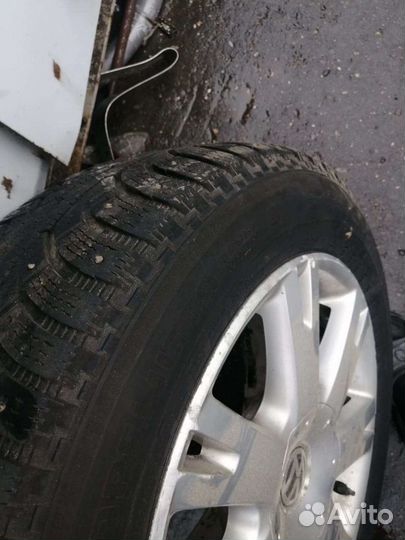 Nokian Tyres Hakkapeliitta 5 235/60 R18 107