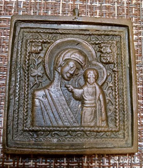 Икона Казанской Божьей Матери