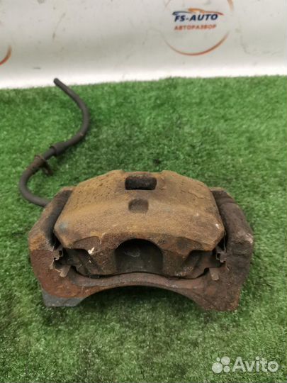 Суппорт тормозной передний правый Dodge Caliber