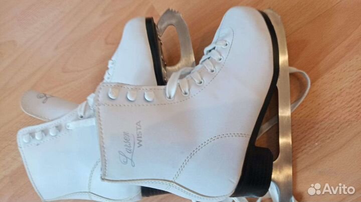 Коньки фигурные