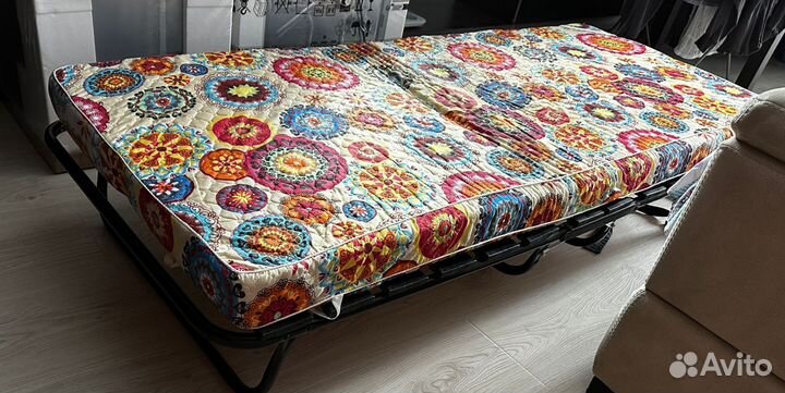 Раскладушка с матрасом на ламелях б/у