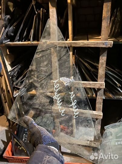 Форточка задняя левая chery amulet