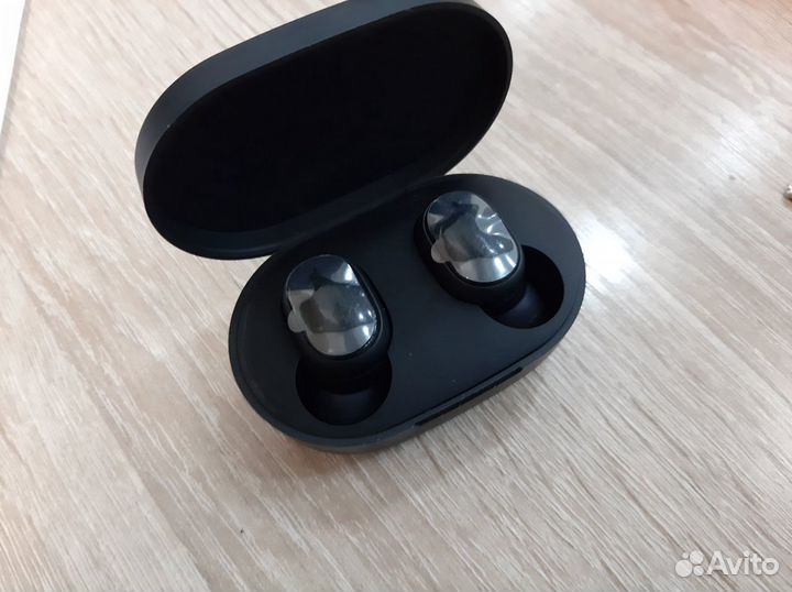 Беспроводные наушники