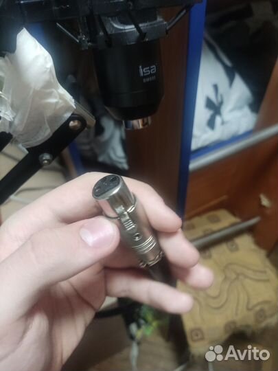 Студийный микрофон