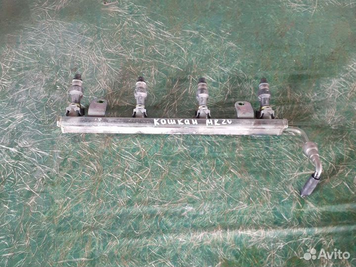 Форсунка топливная Nissan Qashqai 2.0i