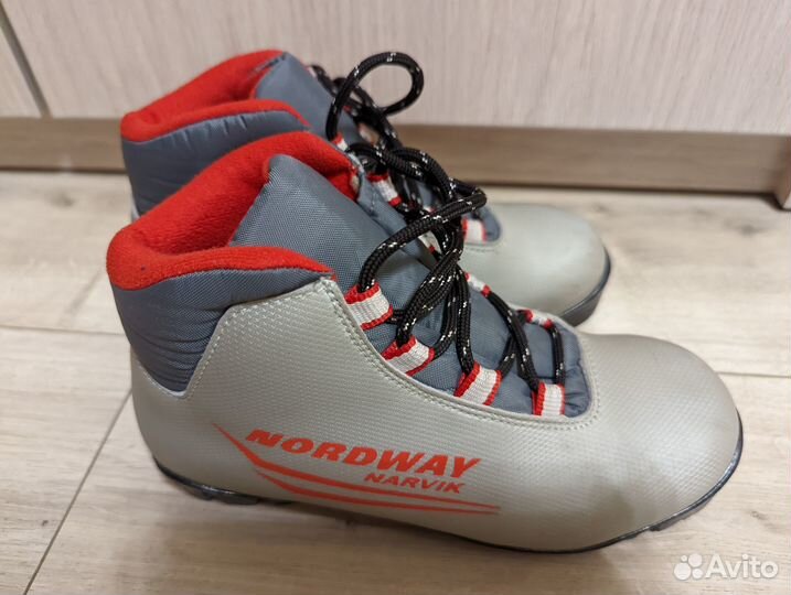 Лыжные ботинки детские 35