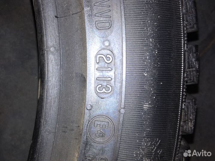 Continental ContiIceContact 235/45 R17