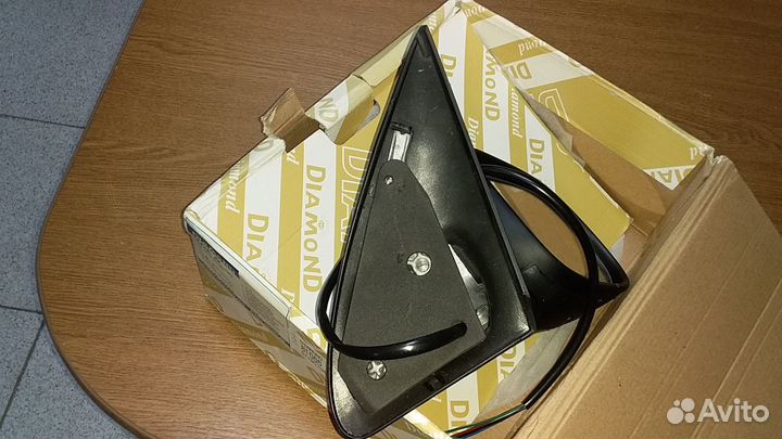 Skoda Fabia Зеркало правое Новое