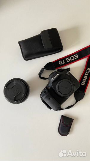 Цифровой фотоаппарат Canon EOS 7D