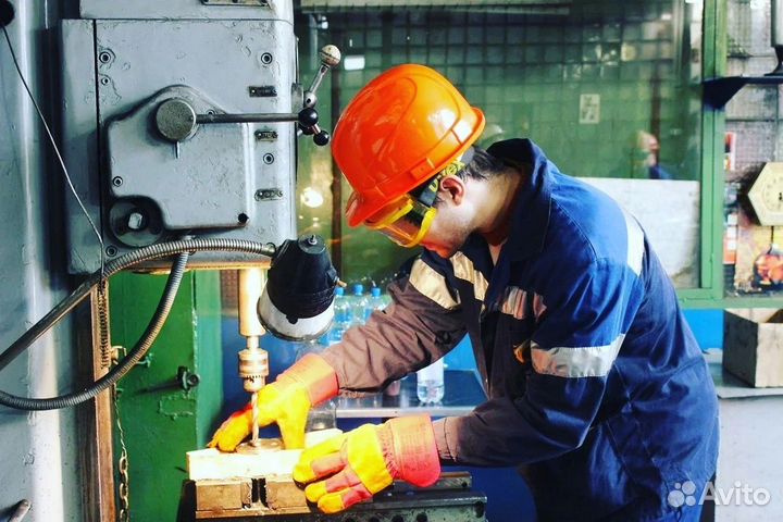 Слесарь мср