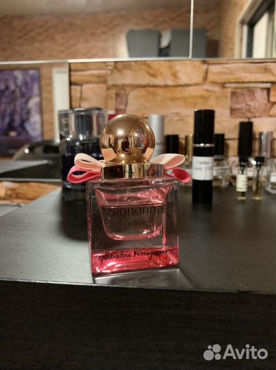 Signorina in fiore Salvatore Ferragamo остаток