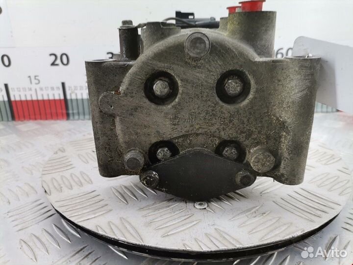 Компрессор кондиционера для Ford Focus 1 1779107