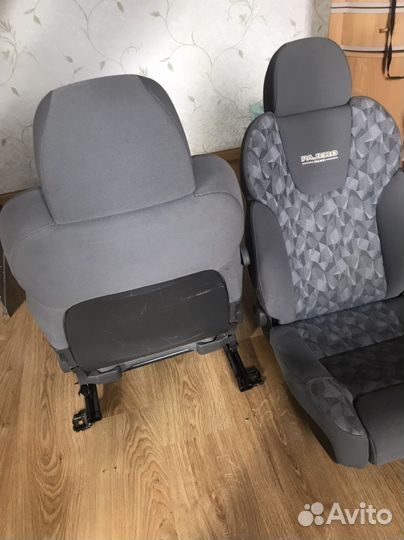 Сиденья Рекаро