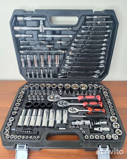 Набор инструментов для автомобиля 151 предмет