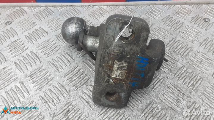 Крюк фаркопа Land Rover Discovery 3 2005