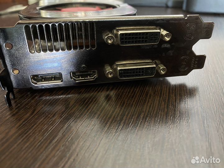 Видеокарта Radeon HD 5770 1gb