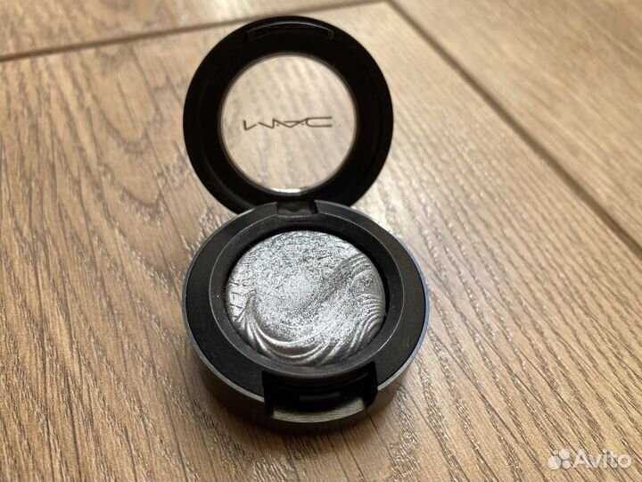 Тени для век MAC extra dimension