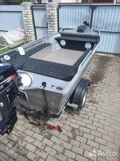 Лодка Quintrex 350 dart с мотором Hidea 9.9 Pro