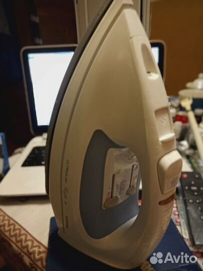 Утюг с парогенератором tefal