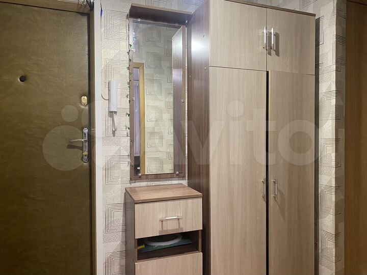 2-к. квартира, 46 м², 3/9 эт.