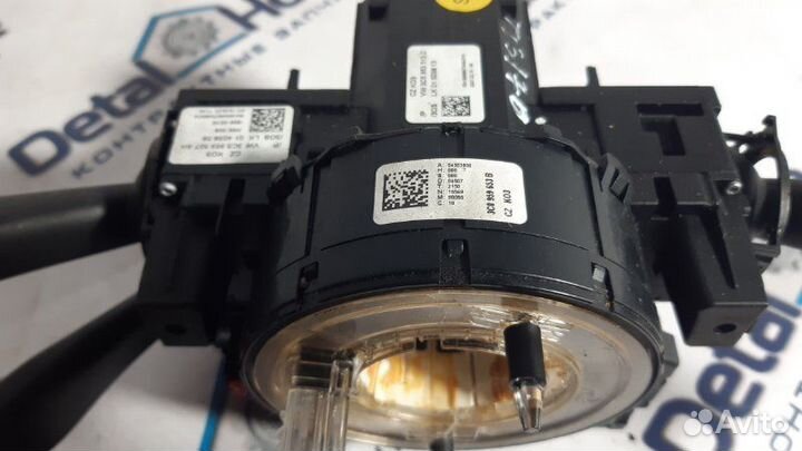 Подрулевой переключатель Volkswagen Passat B6 2.0