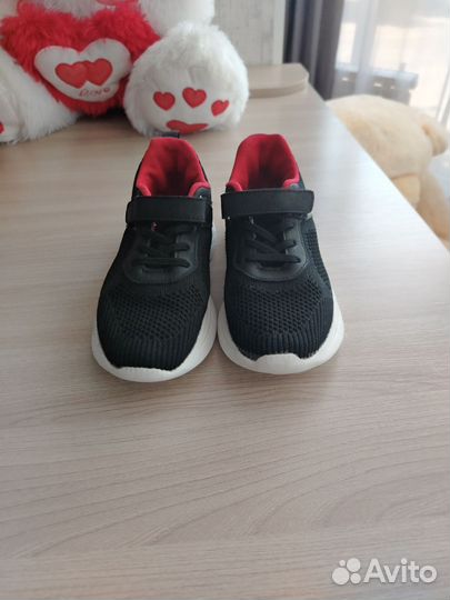 Кроссовки летние на мальчика