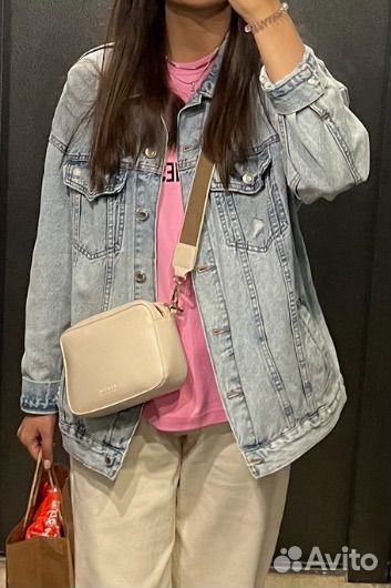 Джинсовая куртка bershka