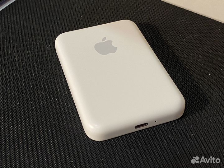 Magsafe battery pack