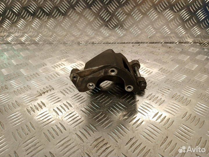 Кронштейн гидроусилителя Volkswagen Golf 3