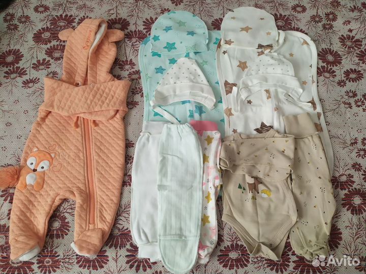 Одежда для новорожденных на девочку пакетом