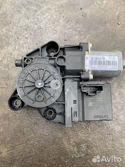 Моторчик стеклоподъемника Renault Megane 3/Fluence